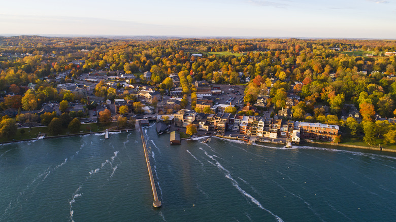 Finger Lakes' town of Skaneateles