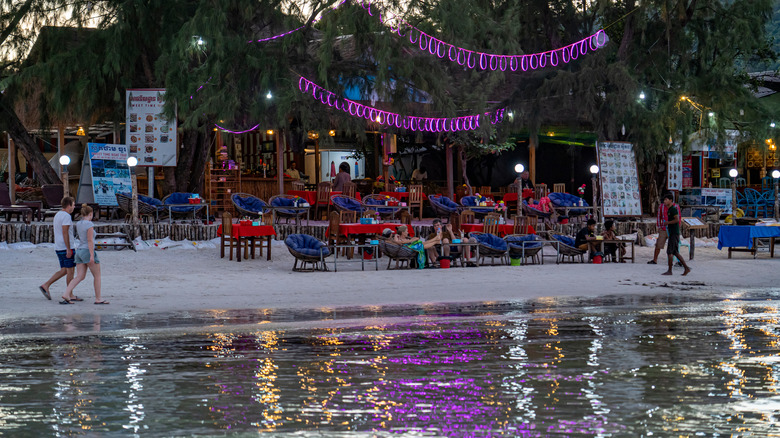 beach bar at Koh Touch