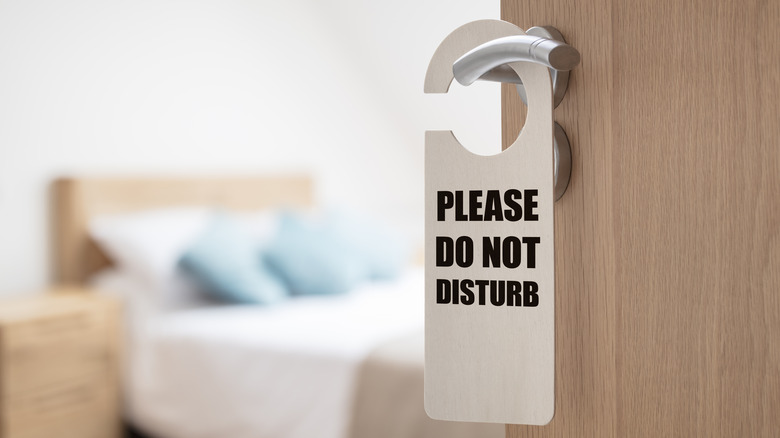 Do not disturb sign on door handle