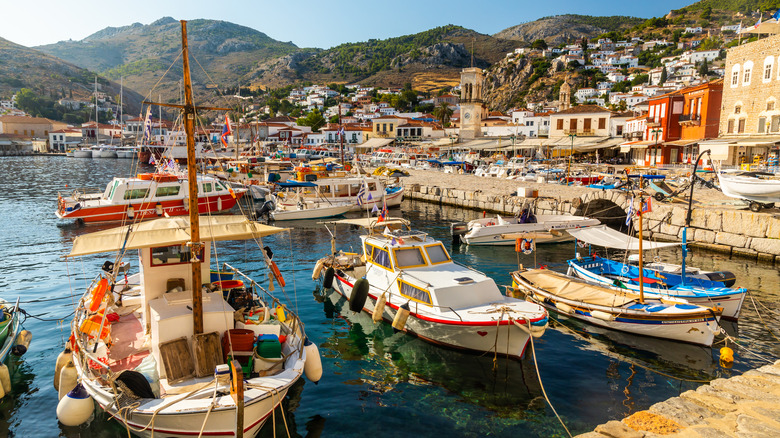 harbor in Hydra