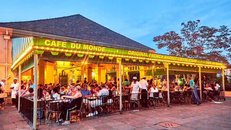 Cafe du Monde storefront