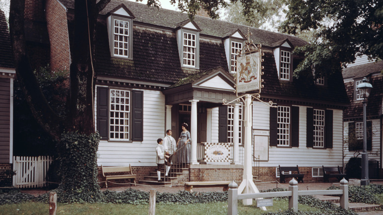 The outside of the King's Arms Tavern in Colonial Williamsburg