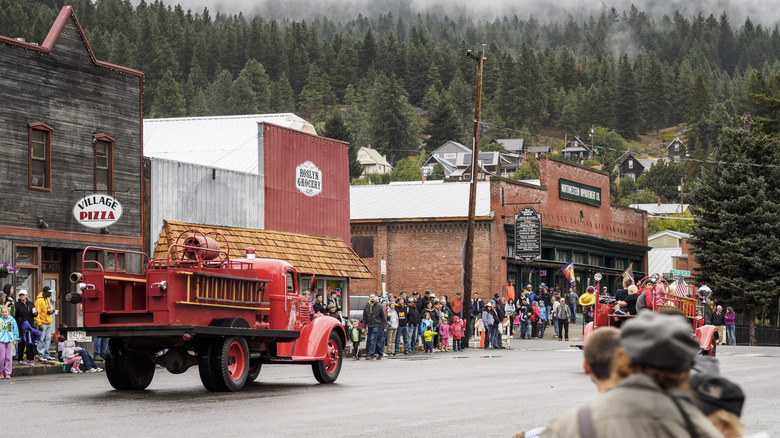 Parade down Main Street in Roslyn