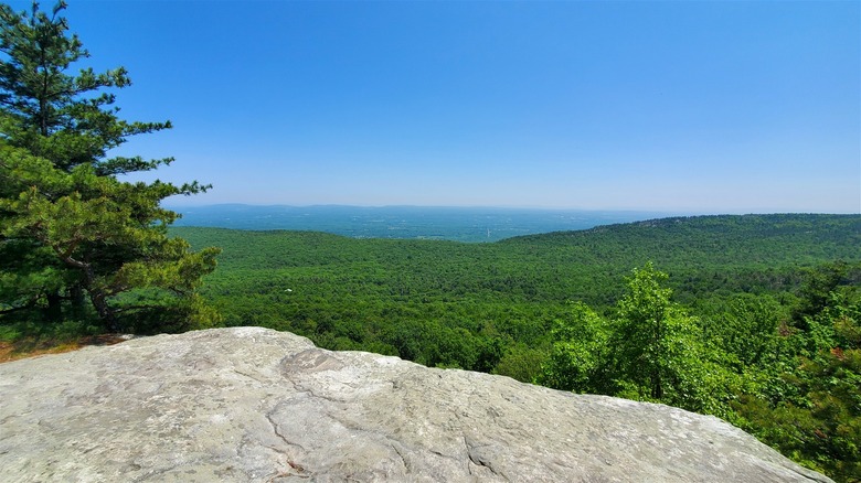 view of valley Minnewaska