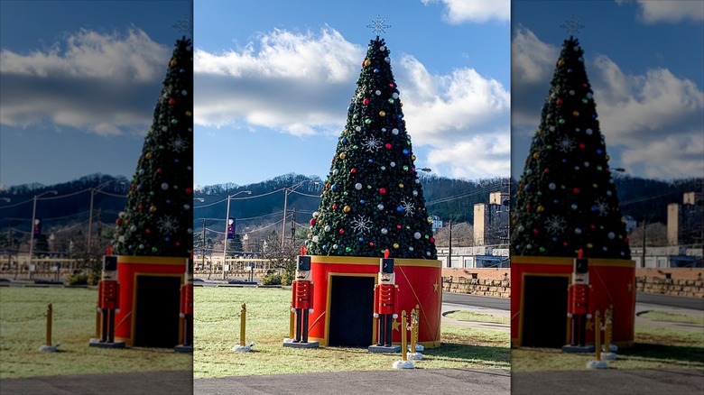 Christmas decorations in Bluefield, West Virginia