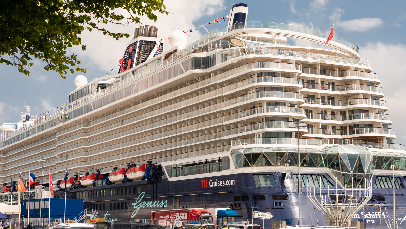 What To Expect If Your Cruise Ship Changes The Planned Itinerary