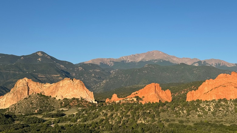 Pikes Peak State Park on a clear day