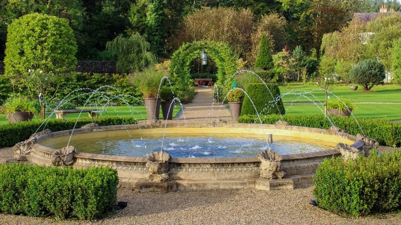 Walled garden, Ballynahinch Castle