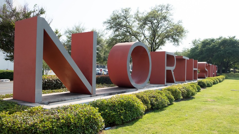 North Star Mall signage outside on sunny day