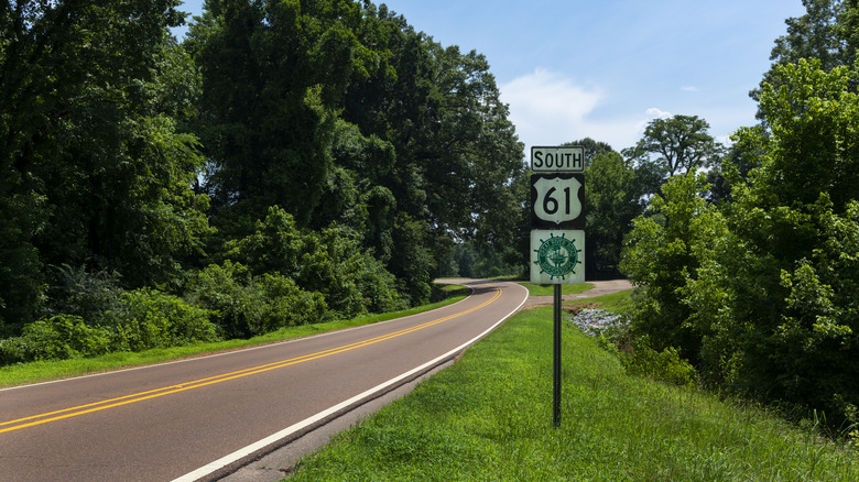 Scenic Highway 61 in Mississippi