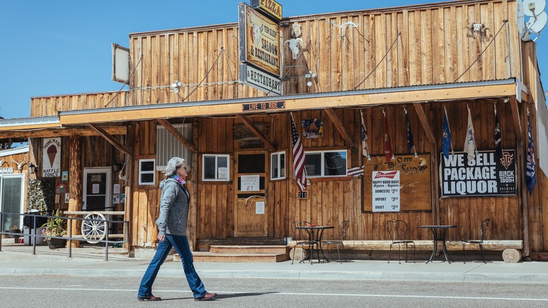 Wood-paneled Wild West style steakhouse