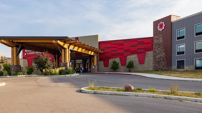 Shoshone Rose Casino & hotel front view