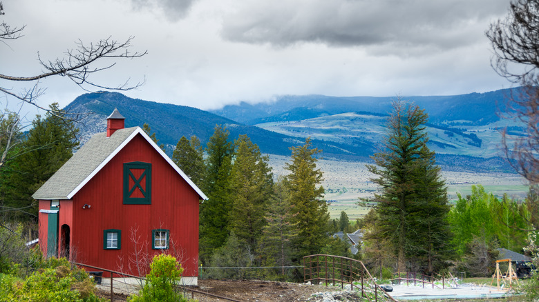 Little red barn in Paradise Valley outside of Livingston, Montana