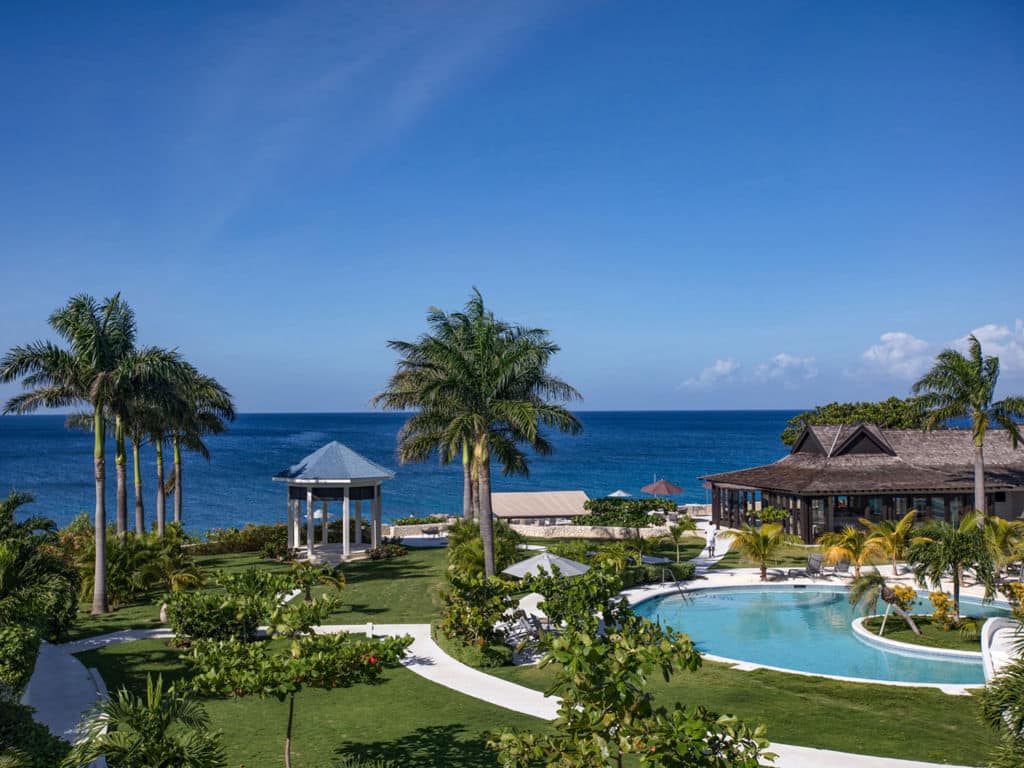 A resort next to the ocean.