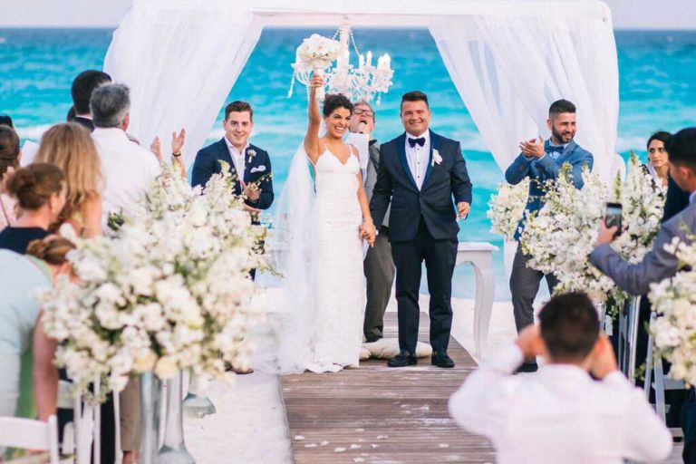 getting married in cancun mexico