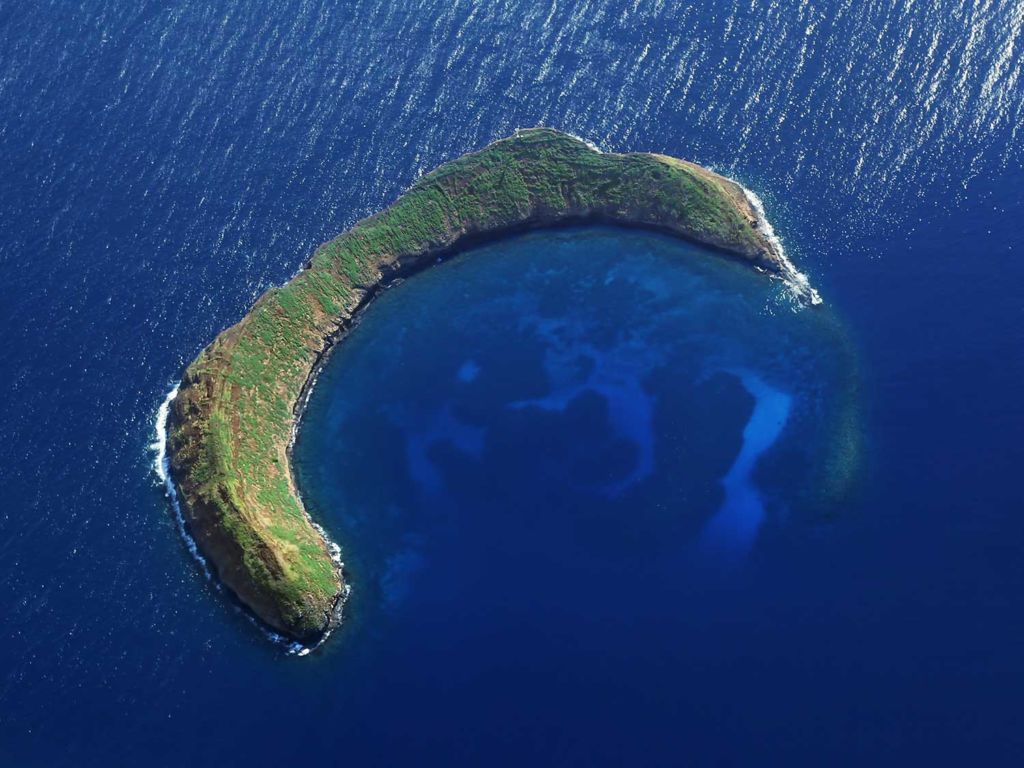 Molokini Crater