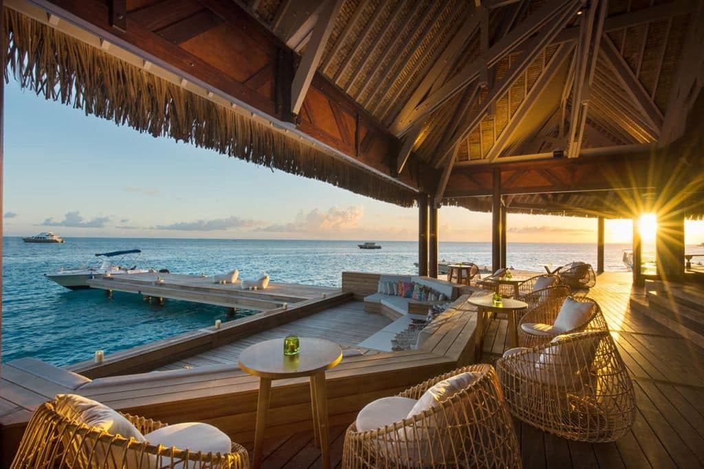 Overwater Bungalows In Tahiti New Conrad Bora Bora Debuts Islands 8748