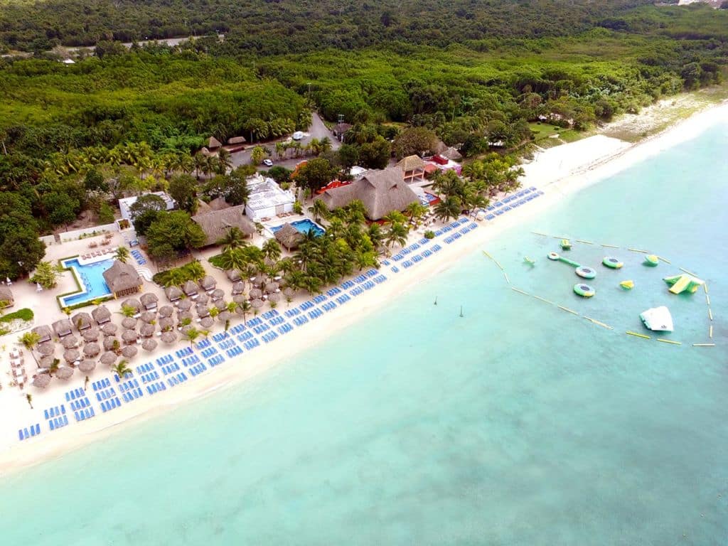 Things to Do in Cozumel: Mr. Sanchos Beach Club