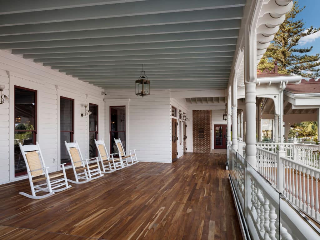 hotel del Coronado porch