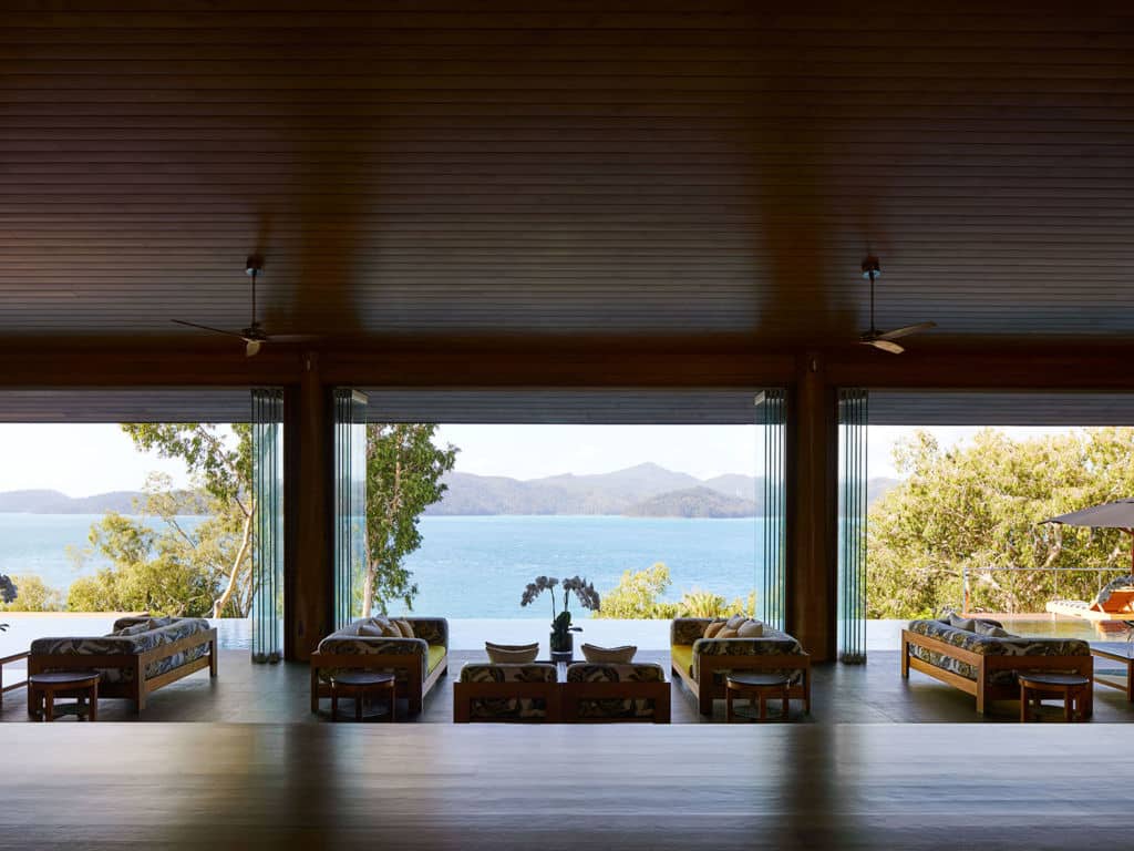 https://www.islands.com/wp-content/uploads/2022/10/qualia-Long-Pavilion-lounge-1024x768.jpg